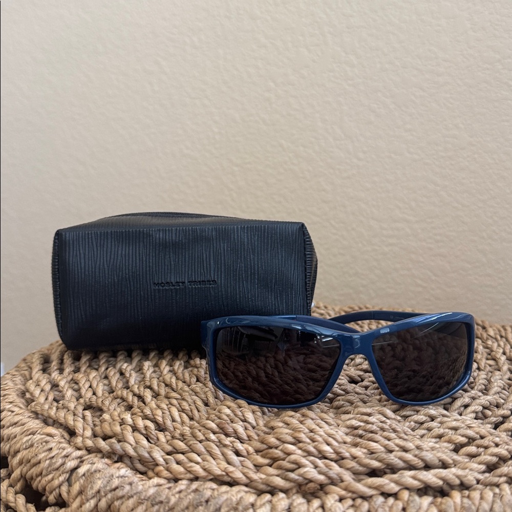 Navy Gloss Mosley Tribes “Nomad” Sunglasses with Dark Smoke Lenses